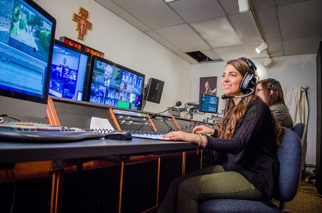 Franciscan University Spring Shoot 2014 April 23-25 students in studio